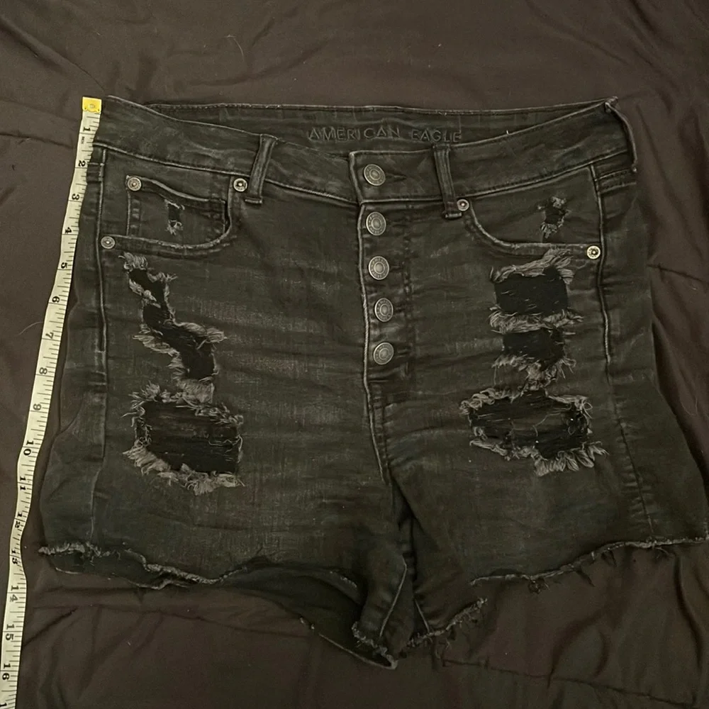 American Eagle Super High Rise Stretch Denim Shorts size 8 - Picture 1 of 7